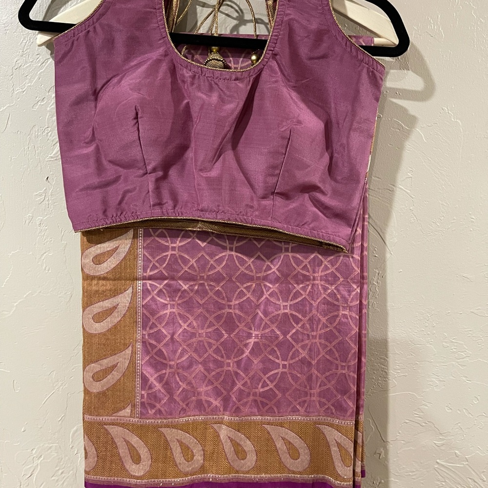 SAREE